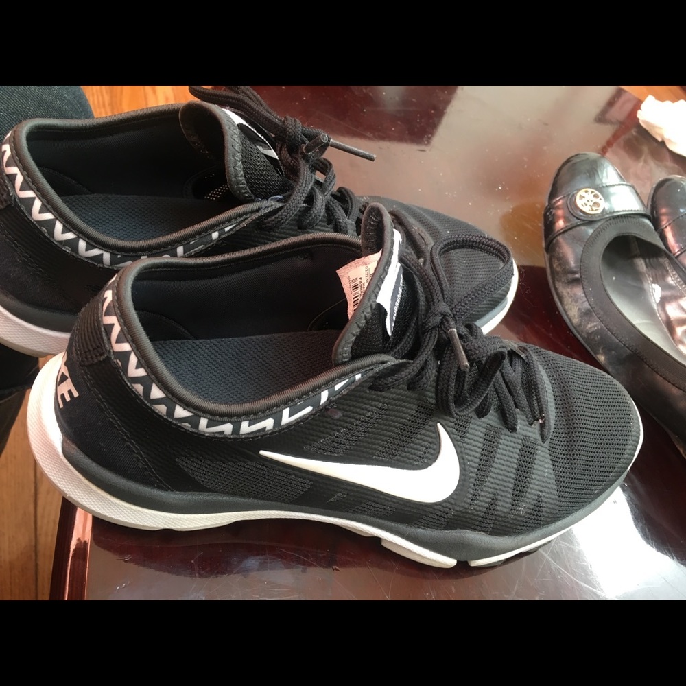 Nike sneakers - Picture 4 of 8